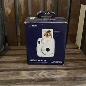 Fuji Film Instax mini 11